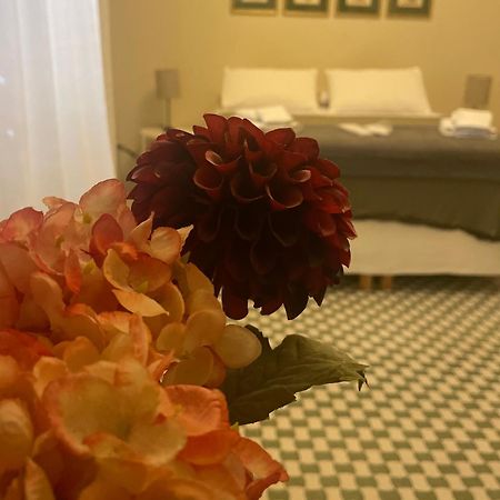 Barrique Guest House Free Bus From The Airport One Way 巴勒莫 外观 照片